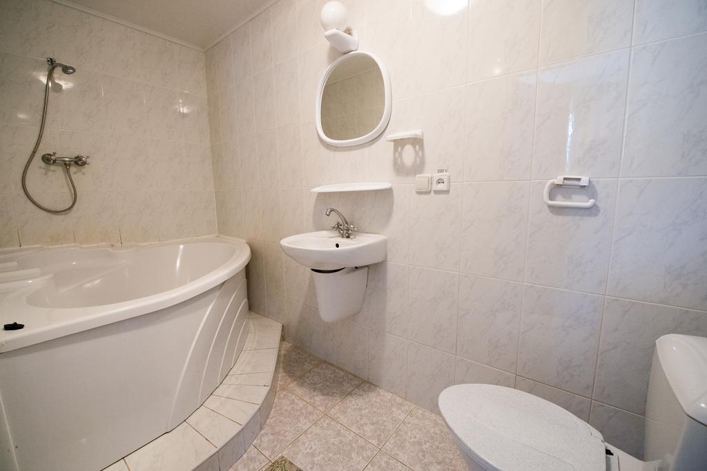 Predslava Hotel Kyiv Room photo